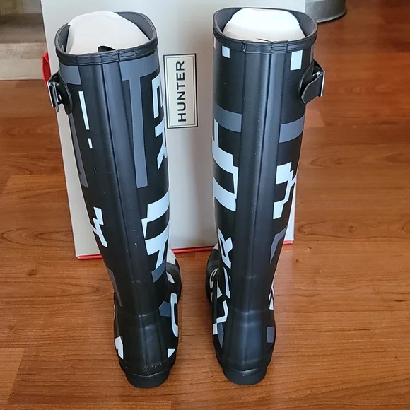 HUNTER Tall Exploded Logo Rain Boot Size 8 - Picture 5 of 11